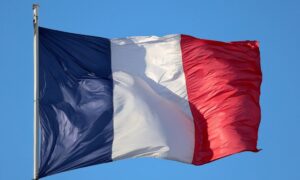 Deindustrialization: the French choice of decline and the paths to recovery