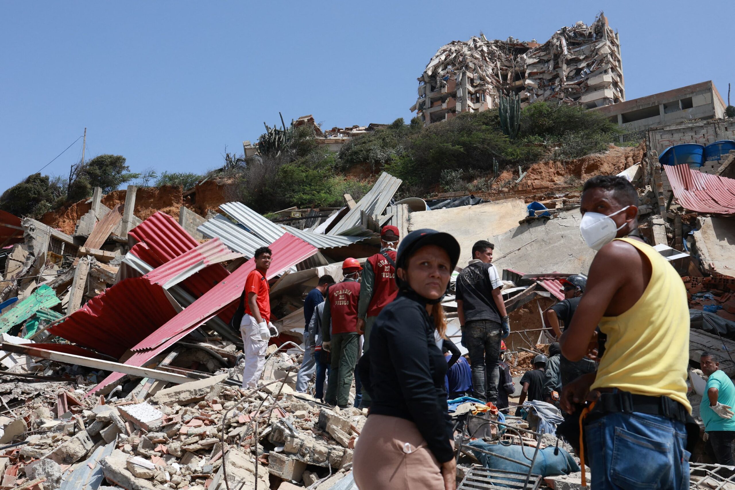 Venezuela: the earthquake shakes the regime